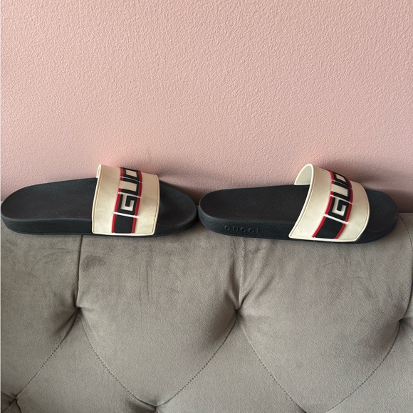 Gucci slides size 6 - Picture 1 of 1